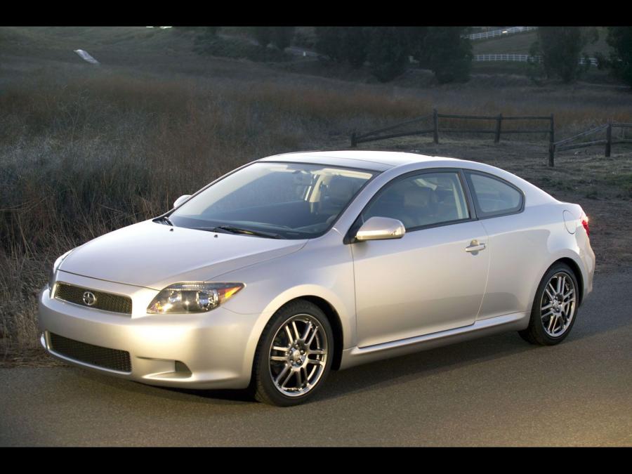  Scion tC 2005 года  (фото 78 из 130)